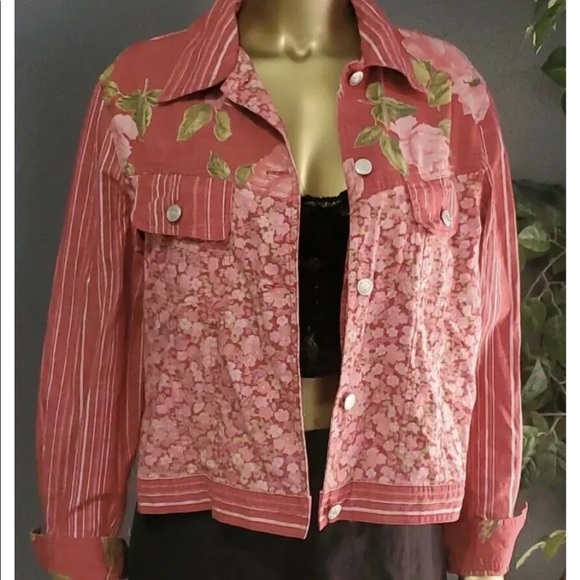 stonebridge Jackets & Blazers - Women's Stonebridge Floral Pink Red Mixed Pattern Cotton Denim Jacket Medium